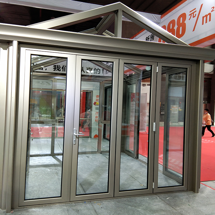 Thermal break profile with double or triple glazing for high-end folding door